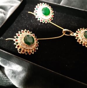 Green and Red Necklace and Earrings Set